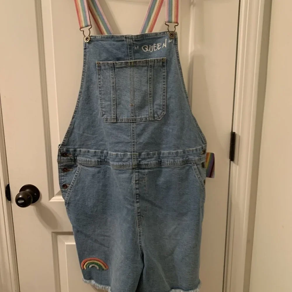 Take Pride Rainbow QUEEN Blue Denim Bib Short Overalls Rainbow Straps Size Large - Picture 7 of 7